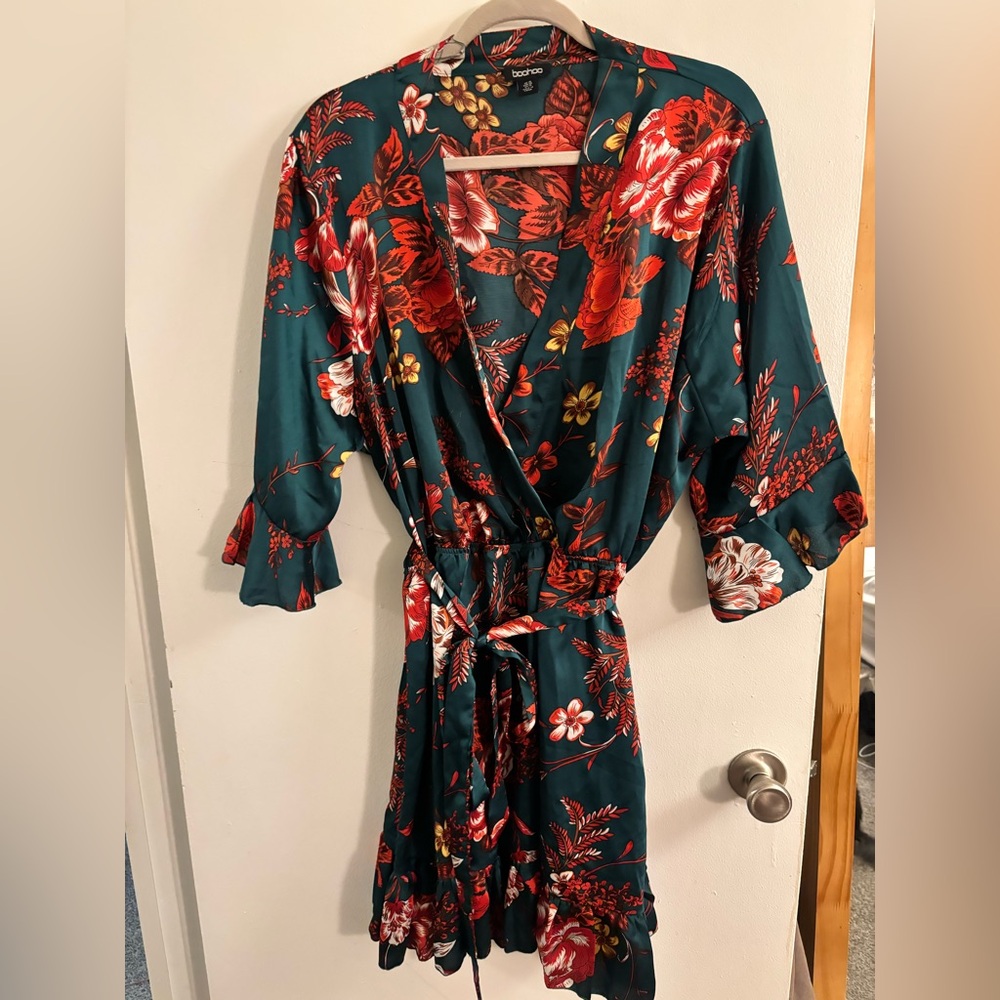 Boohoo Sz 14 Kimono Wrap Floral Dress